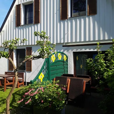 Lange Str. 15 - * Prerow